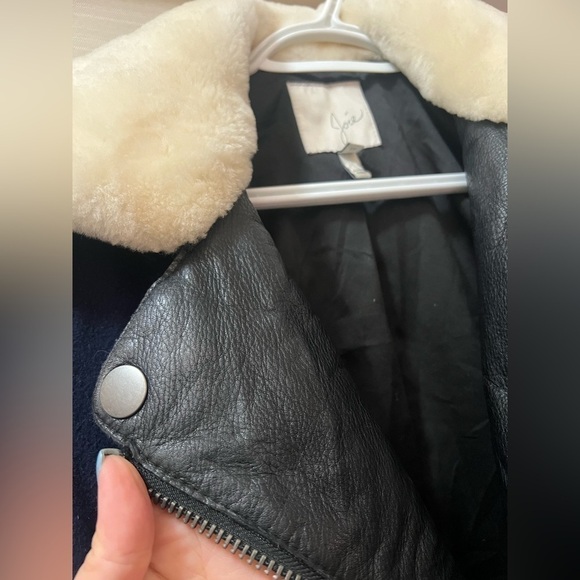 Joie women’s moto jacket size xl, leather and wool accents with belted waist - Picture 4 of 10
